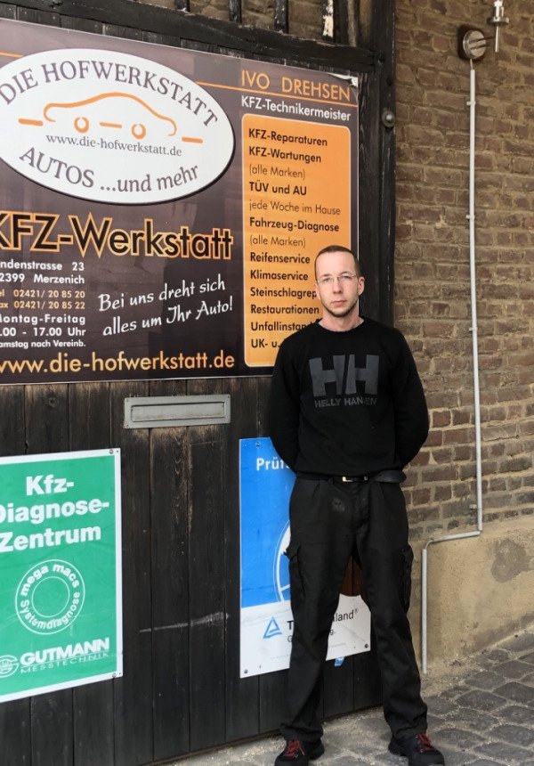 Herr Sebastian Kreuser
